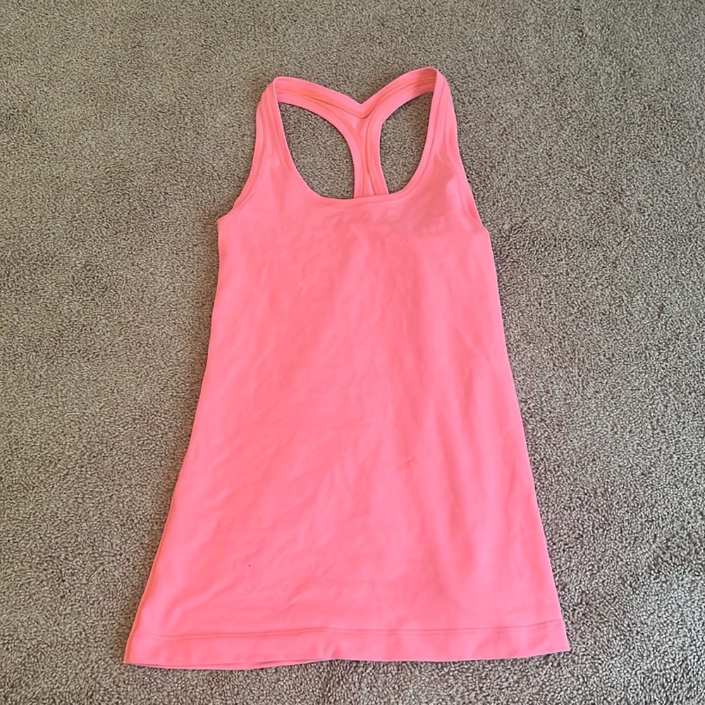 Size four nulu tank